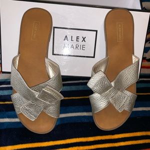 Alex Marie summer sandals 🌴